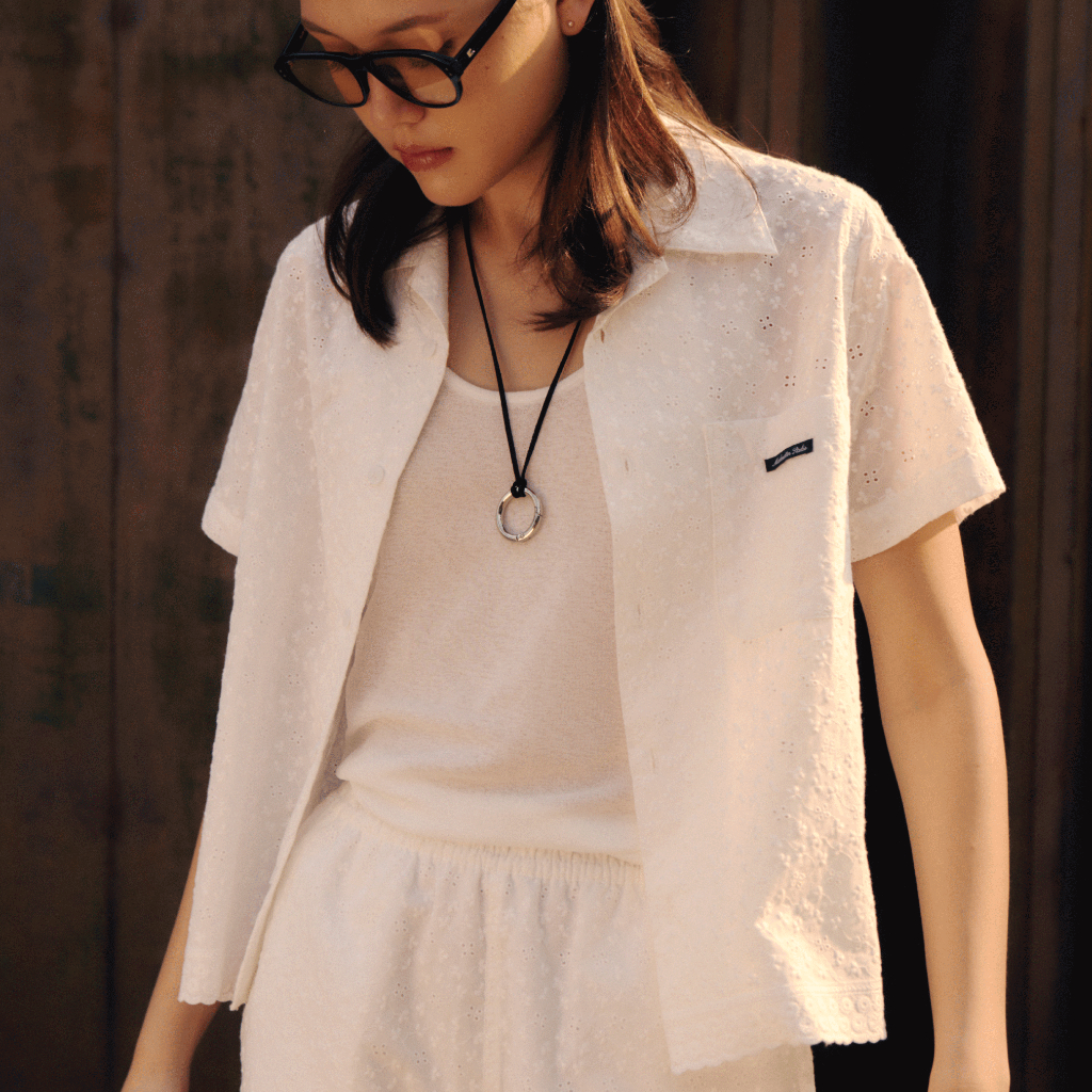Off White
