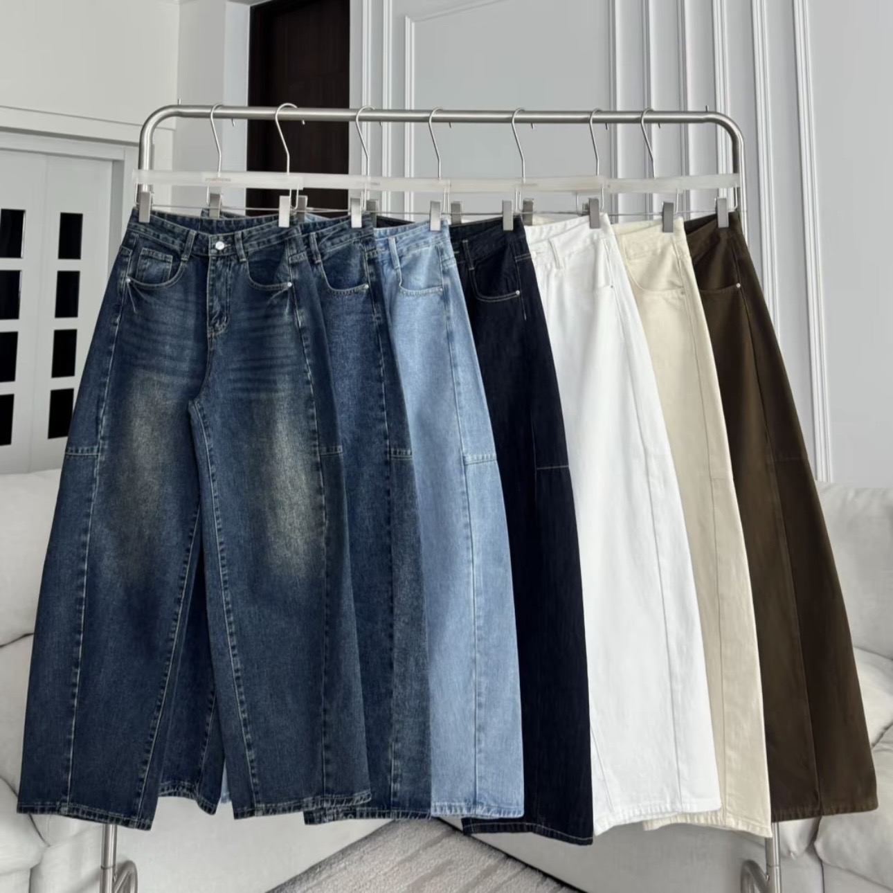 Luna Barrel High Rise Jeans by PT